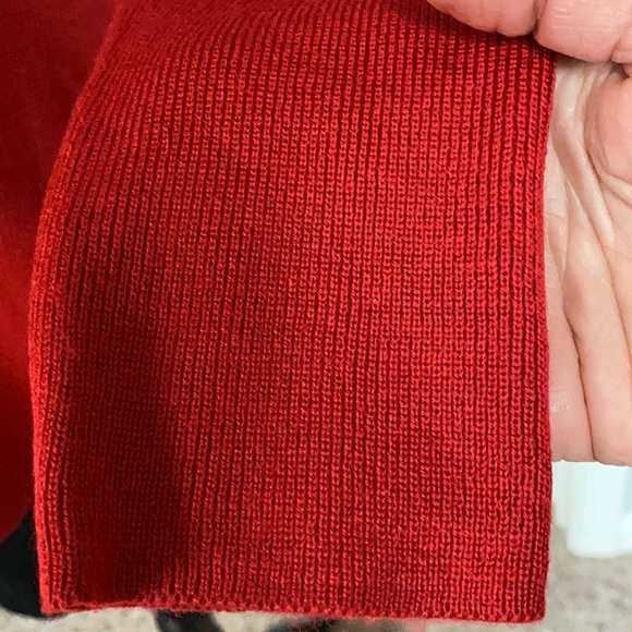 Oversized long sleeves Red & Black Tunic sweater - Size Medium - Picture 6 of 8